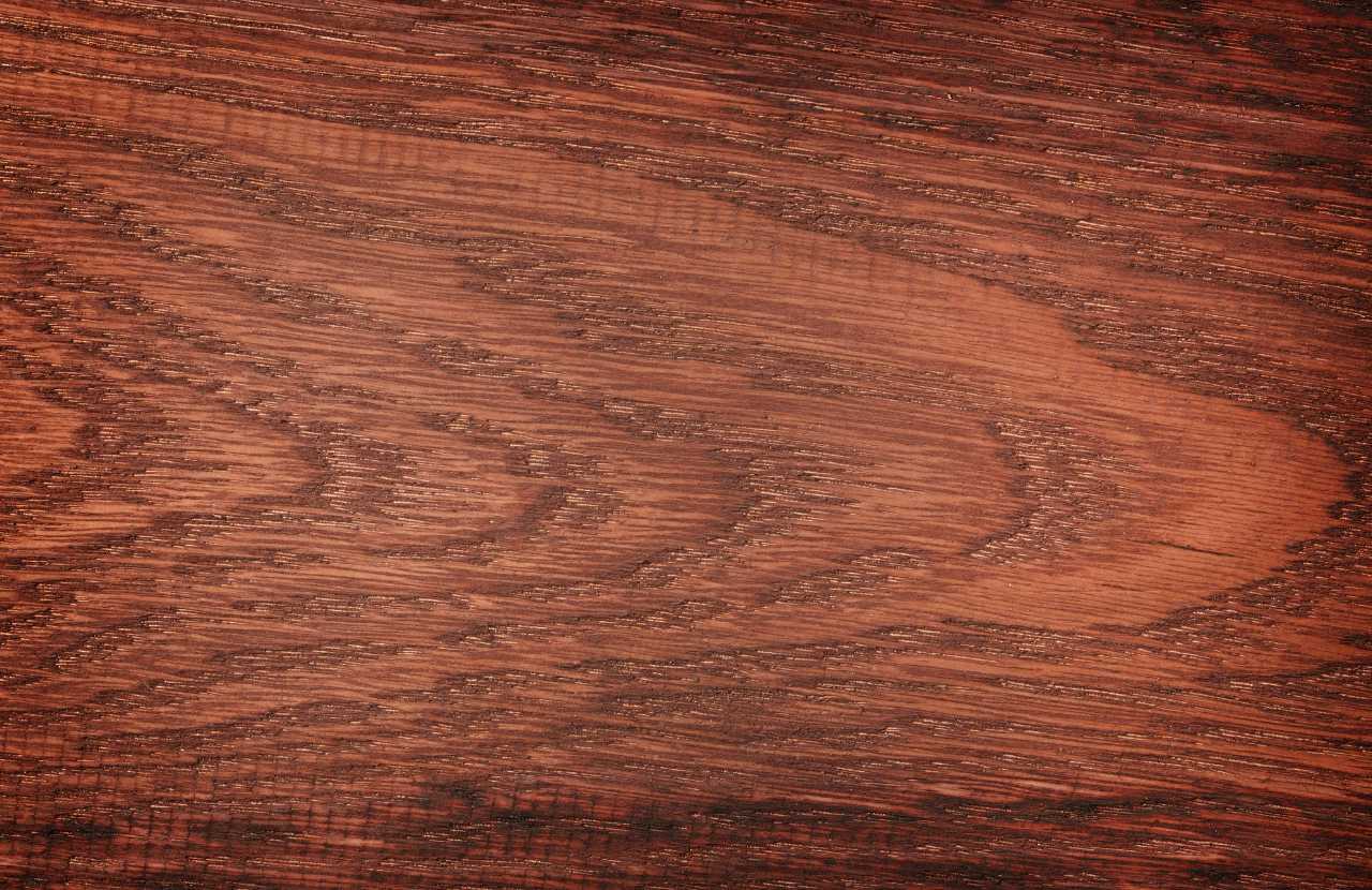 what hardwood flooring works with red oak furniture